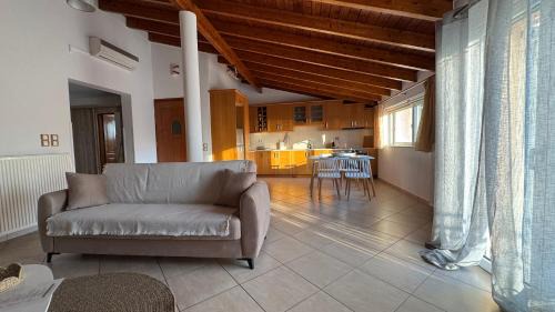 Vathi Apartment | Théa Loft Premium Sunset Sea View Escape