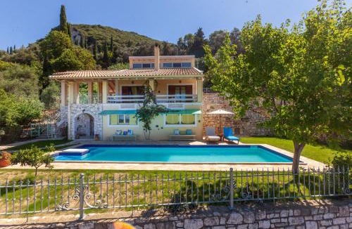 Aleimmatades Villa | Perfect Escape Luxurious Villa Anastasia Tranquil Retreat in Arkadades Greece
