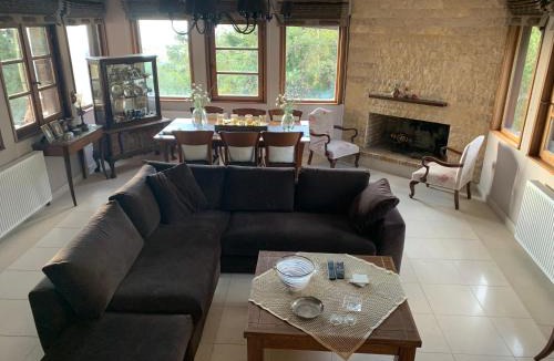 Lassithi Prefecture Villa | Elis superb villa