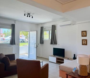 Paralias Apartment | By Dia no1