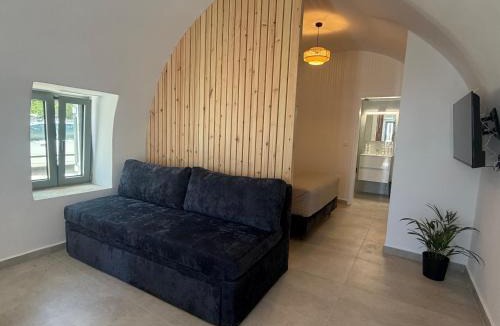 Kithira Apartment | Il Castello 1800