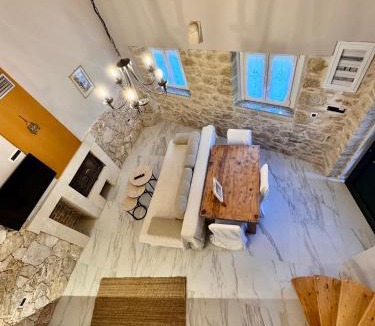 Aleimmatades House | To Moulari