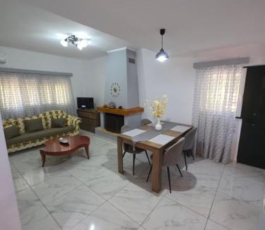 Tragana Apartment | Garyfallia's House