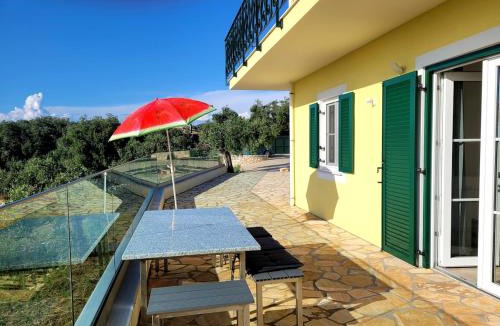 Peroulion Apartment | Gelbes Haus Korfu