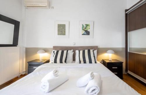 Nea Smirni Apartment | A Luxury & Comfortable Apt in Athens
