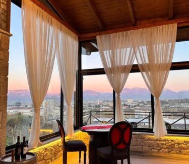 Rade House | Vila Shehi Guesthouse and Winery