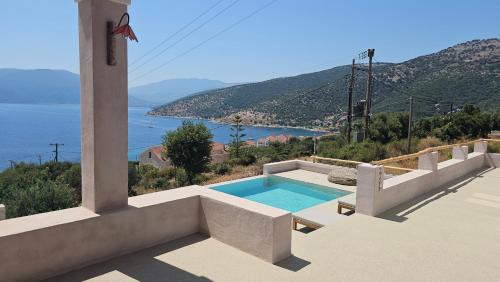 Agia Efimia Villa | Doto Villa with private pool