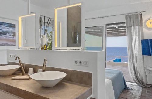 Evgiros Villa | Villa Oneiro Exclusive Escape With Private Pontoon & Luxe Amenities