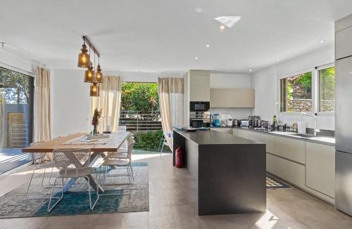 Evgiros Villa | Villa Oneiro Exclusive Escape With Private Pontoon & Luxe Amenities
