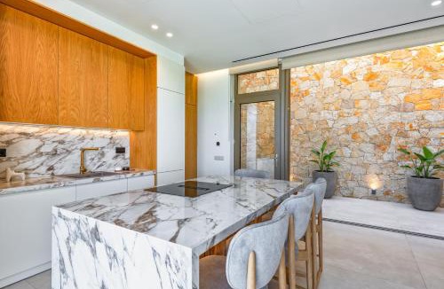 Evgiros Villa | Deciel Cave Villa