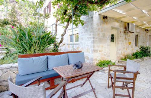 Katsimatika Apartment | Paxos Santa Marina Villas
