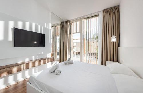 Jala Villa | Seaside Retreat Green Coast by PikHost