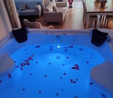 Kalambaka Apartment | Meteora Grande luxury suite & spa villa