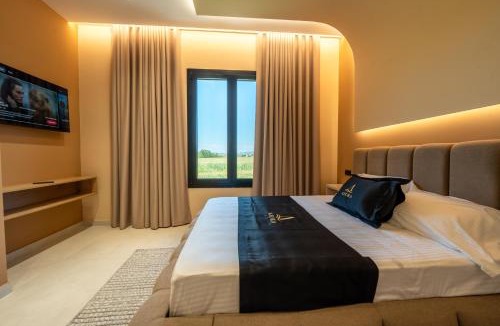 Rrushkull Villa | Azura Villa with Pool Sauna Jacuzzi