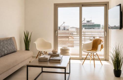 Kalamata Marina Apartment | Modern Minimal Apartment at Kalamata Marina