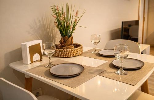Spata-Artemida Apartment | Louda's Villa