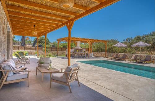 Vasilikos Villa | Alestone Villa by the sea