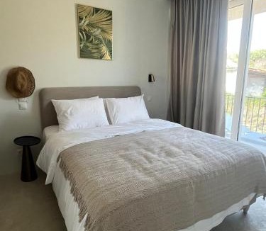 Messinia Apartment | Gialova Moments