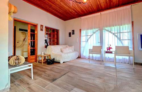 Kalamitsi Villa | Nisaki Seafront Villa