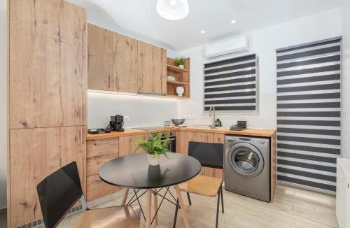 Filopappou Apartment | Modern Studio in the heart of Athens