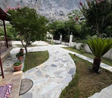 Kryoneri Villa | Emis house krioneri