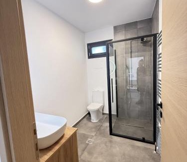 Flogita Villa | White villa in Nea Flogita