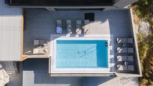 Agriana Villa | Grand Villa - 6BD with Private Pool - Temma Villas