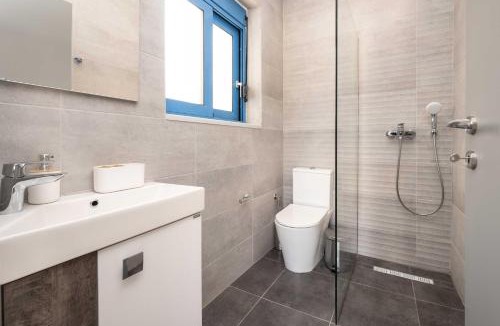 Skinaria Apartment | Royal Majestic Residences with Pool & Sea View, North Zakynthos