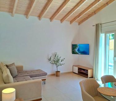 Agios Gordios Apartment | Villa Eleni Apartment no3