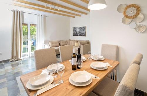 Chalikounas Villa | Pavlos & Sofia Harmony Villa with Private Pool