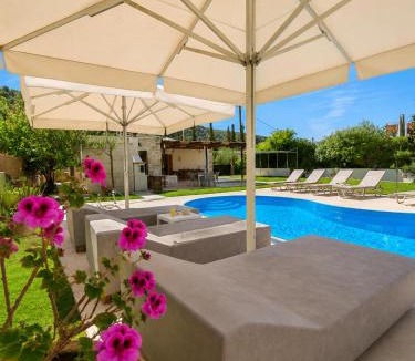 Potamidha Villa | Villa Leonton with a private pool