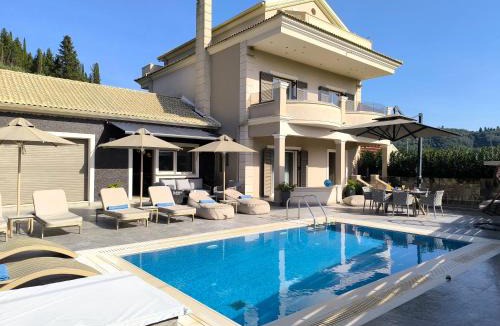 Termenades Villa | Luxury Villa Matzourana with Private Pool