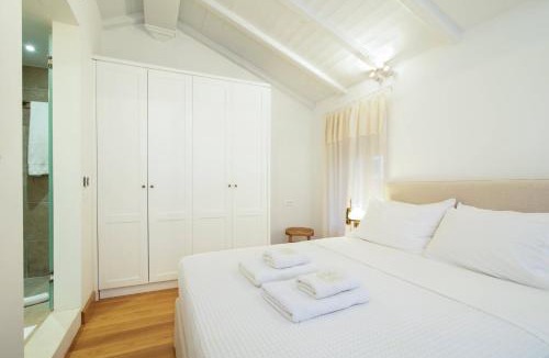 Old Town Apartment | Il Sogno by CorfuEscapes