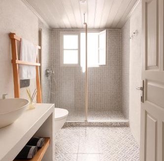 idhra Apartment | Keresbino Hydra Port House