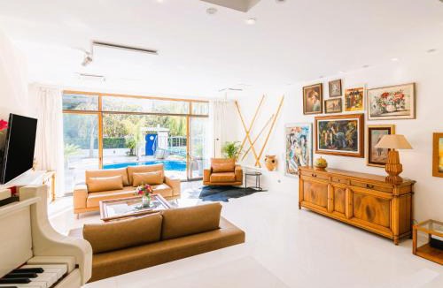 Glyfada House | Holiday Home Villa Stefani mit privatem Pool by Interhome