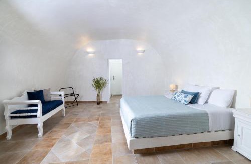 Oia Villa | Santo Blue Horizon - The Blue Domes View