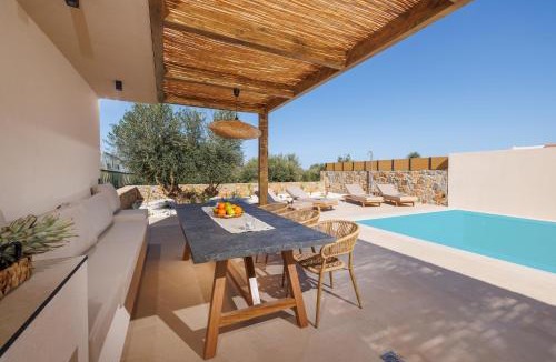 Malia Hotel | Sokratis LocoLux Villas & Suites