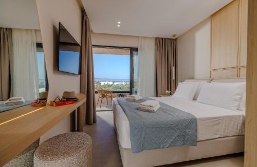 Malia Hotel | Sokratis LocoLux Villas & Suites