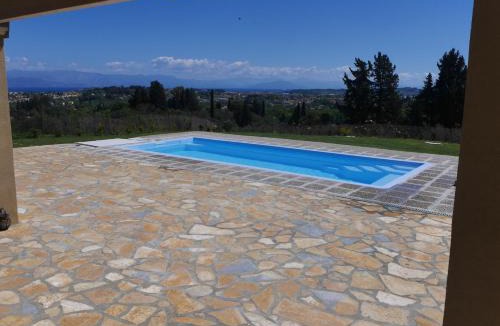 Corfu Town Villa | Private Villa Maothis