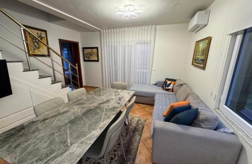 Golem Villa | Forest Cottage - middle of forest & near the beach