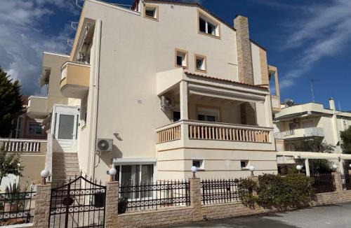 Nea Peramos Apartment | Villa Sunrice