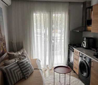 Kalamaria Apartment | Soboro Piano Studio Kalamaria near airport & metro station