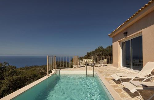 Manganos Villa | Magganos Sunset Villas