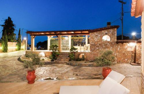 Andravida-Kyllini Villa | Atlas Villa