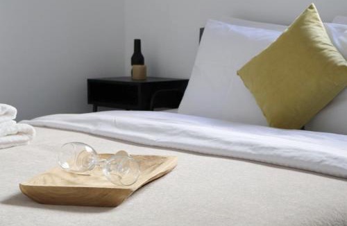 Piraeus Apartment | Porto Piraeus Suites Near Maniatika Metro Station-GF1