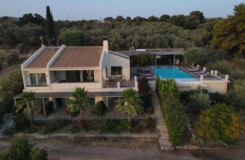 Amfilochia Villa | The Villa Amalia