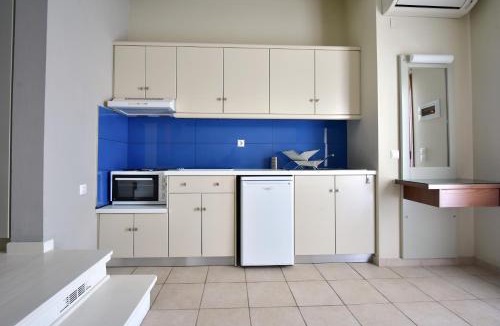 Apraos Apartment | Vista Petros
