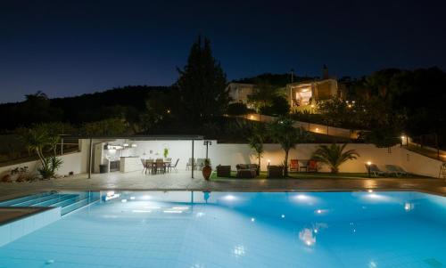 Salamis Villa | Prosili