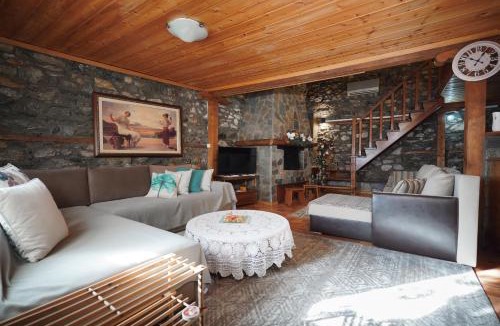 Almopia Villa | Loutra Mountain Nature