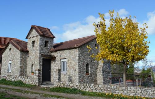 Kernitsa House | Villa Selena - Stone Villa with View & Fireplace